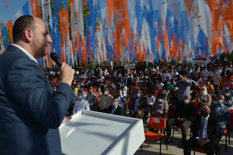   AK PARTİ MARDİN GENÇLİĞİ KONGRELERİNİ BÜYÜK COŞKUYLA GERÇEKLEŞTİRİYOR 