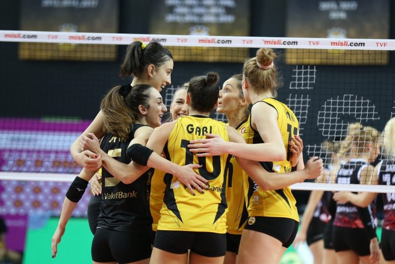 VakıfBank seriyi sekiz maça çıkardı 