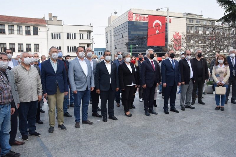 BURSA CHP’DEN ATA’YA SAYGI