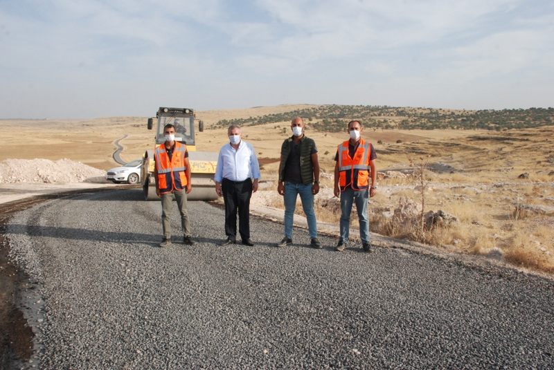 Midyat’ta Kırsal Mahallenin Yolları Yenileniyor 