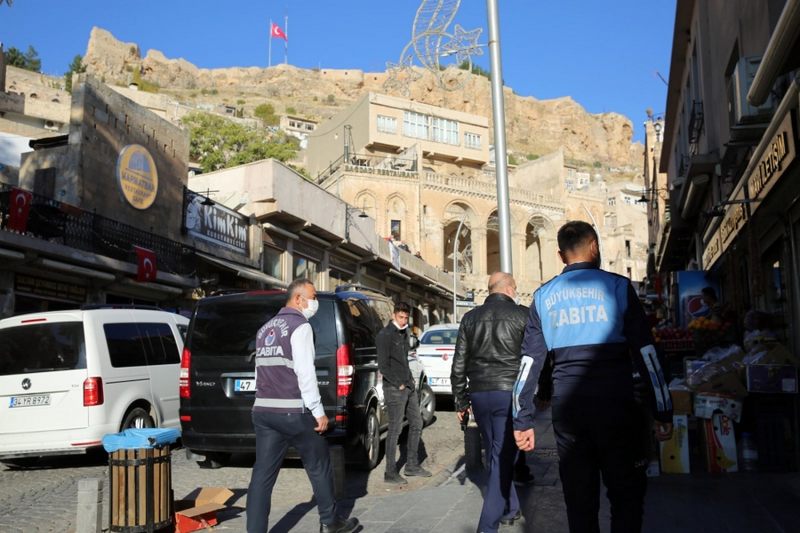 MARDİN BÜYÜKŞEHİR ZABITASINDAN SİGARA DENETİMİ