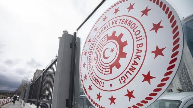 SANAYİ VE TEKNOLOJİ BAKANLIĞI 50 UZMAN YARDIMCISI ALIM İLANI YAYINLADI