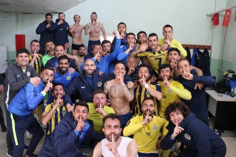 MARDİNSPOR  KIRMIZI LACİVERT RENKLERİNE YENİDEN KAVUŞTU