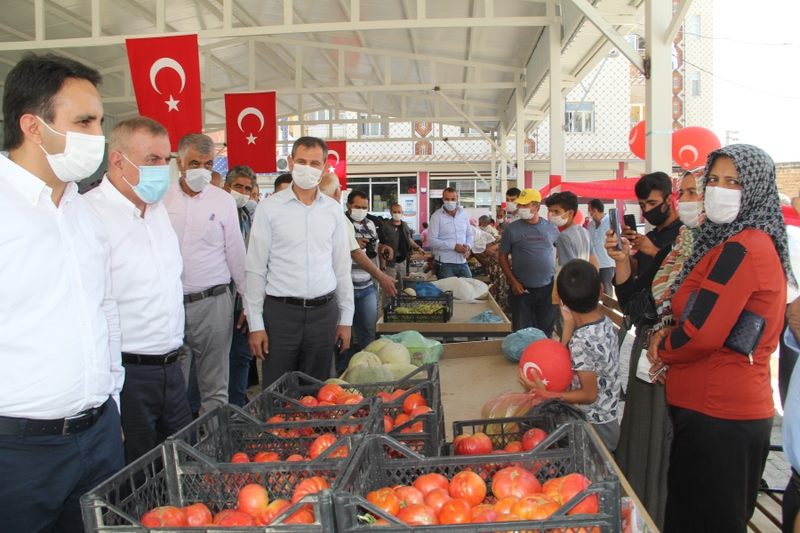 Midyat’ta Organik Köy Ürünleri Pazarı Açıldı