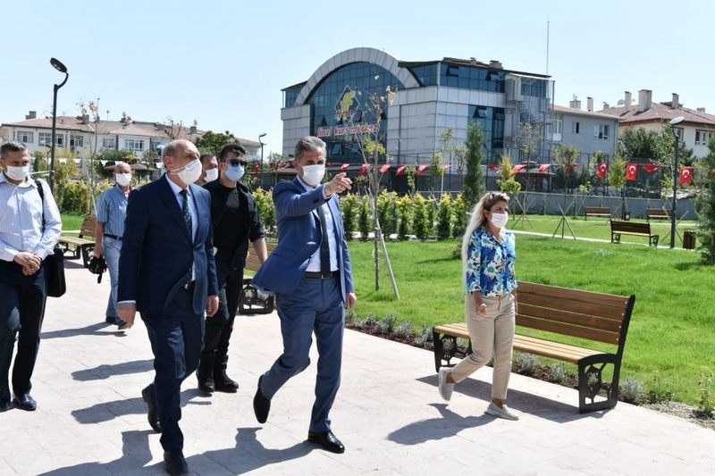 Başkan Köse   Kartaltepe parkında incelemelerde bulundu