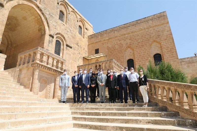 Mardin Valisi  Demirtaş, İnsan Hakları Söyleşileri Programına Katıldı