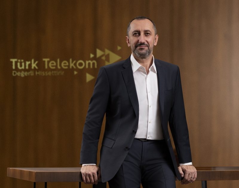 TÜRK TELEKOM YENİ YILA 500 YENİ İSTİHDAM İLE BAŞLADI 