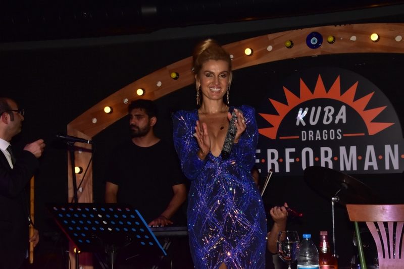 Tuğba Özay Coşturdu