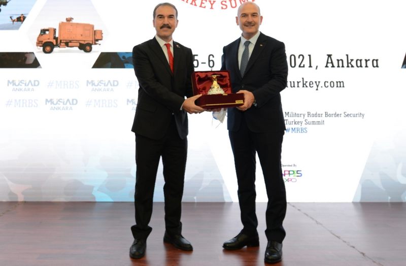  SÜLEYMAN SOYLU ASKERİ RADAR VE SINIR GÜVENLİĞİ ZİRVESİ’NE KATILDI