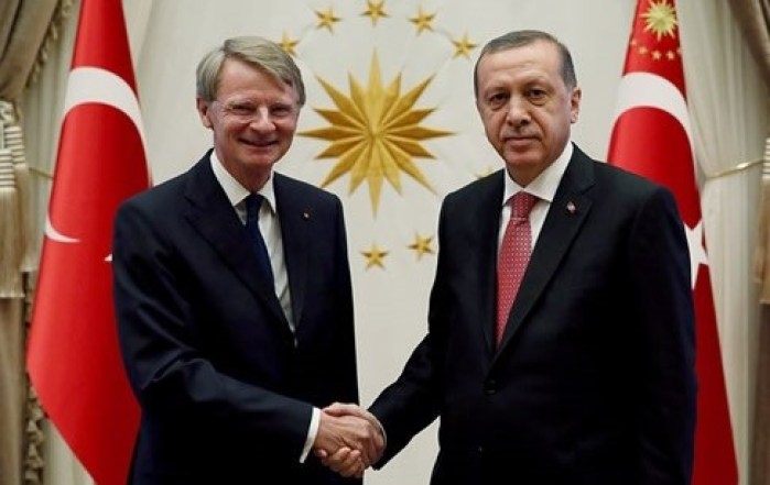 HOLLANDA   DA ‘ERDOĞAN’A DİZ ÇÖKÜLDÜ’ KAVGASI 