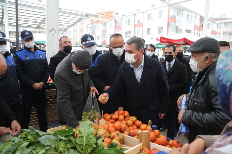  GÖLBAŞI İLÇESİ SEĞMENLER SEMT PAZARI’NDA KLASİK MÜZİK İLE ALIŞVERİŞ 