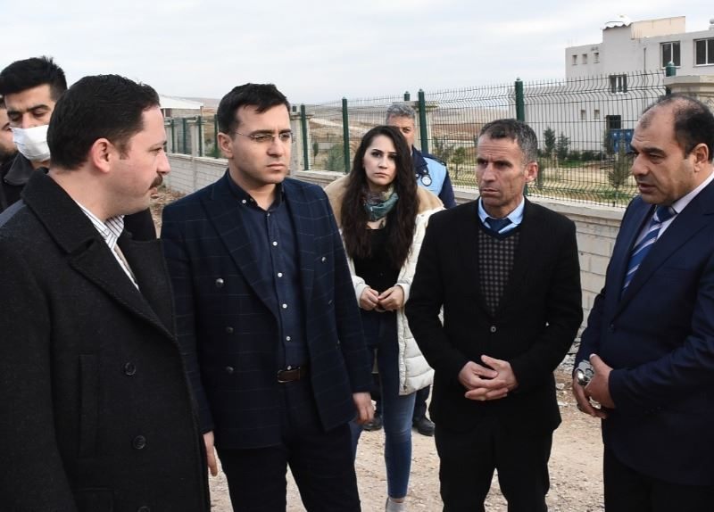 NUSAYBİN KAYMAKAMI ERCAN KAYABAŞI HAYVAN BARINAĞI ALANI İÇİN  İNCELEMELERDE BULUNDU