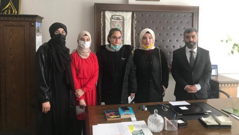 ARTUKLU ANADOLU İMAM HATİP LİSESİ ÖĞRENCİLERİNDEN ÖRNEK  BİR YARDIMSEVERLİK ÖRNEĞİ