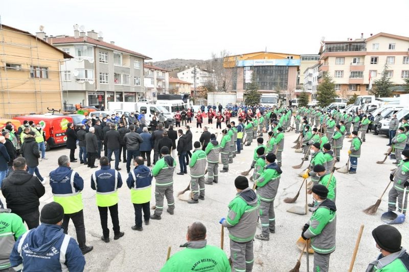 Mamak Belediyesi Tam Kadro Sokağa Çıktı