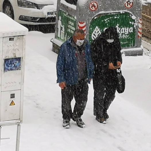 Karlı havalarda yürürken nelere dikkat edilmeli? 