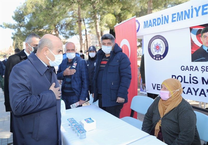 GARA ŞEHİDİ MARDİNLİ POLİS VEDAT KAYA İÇİN LOKMA DAĞITILDI