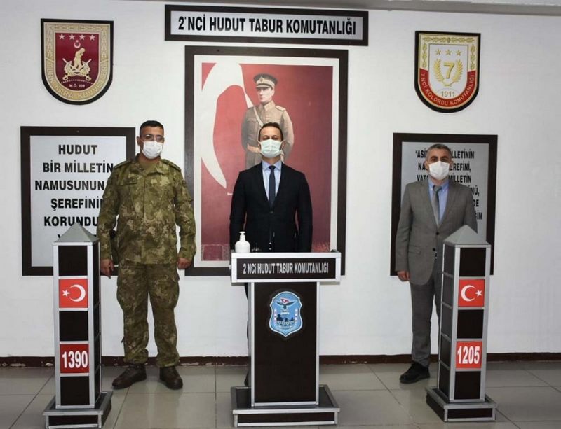 NUSAYBİN KAYMAKAMI  EMRE YALÇIN HUDUT TABUR KOMUTANLIĞINI ZİYARET ETTİ