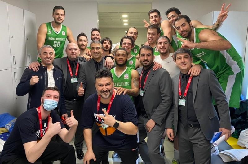 MAMAK BELEDİYESİ BASKETBOL TAKIMINDAN MUHTEŞEM GERİ DÖNÜŞ