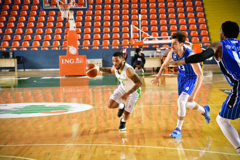 MAMAK BELEDİYESİ BASKETBOL TAKIMI SAHASINDA FARKLI KAZANDI