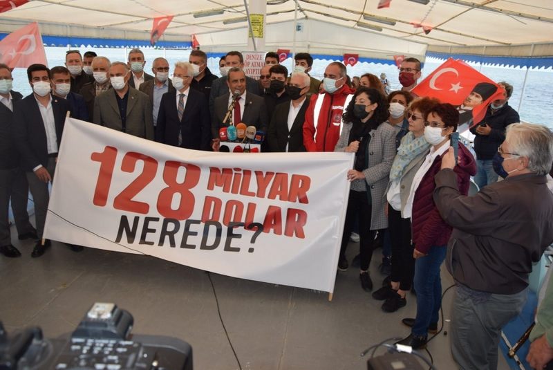 CHP Bursa’da denize açıldı