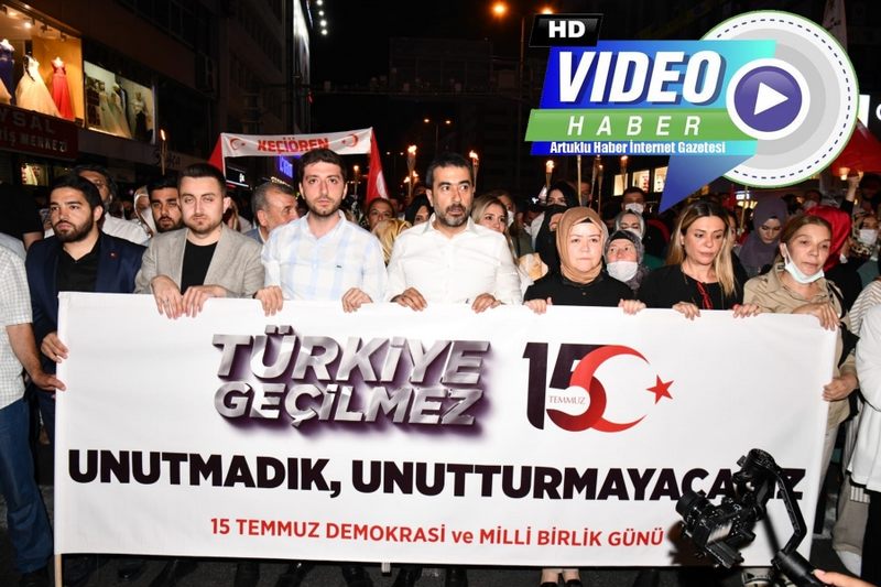 ANKARALI GENÇLERDEN 15 TEMMUZ DEMOKRASİ YÜRÜYÜŞÜ