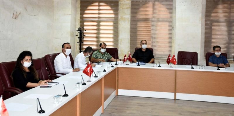 NUSAYBİN BELEDİYESİNDE BAŞKAN VEKİLİ EMRE YALÇIN BAŞKANLIĞINDA BELEDİYE BİRİM MÜDÜRLERİ TOPLANTISI YAPILDI