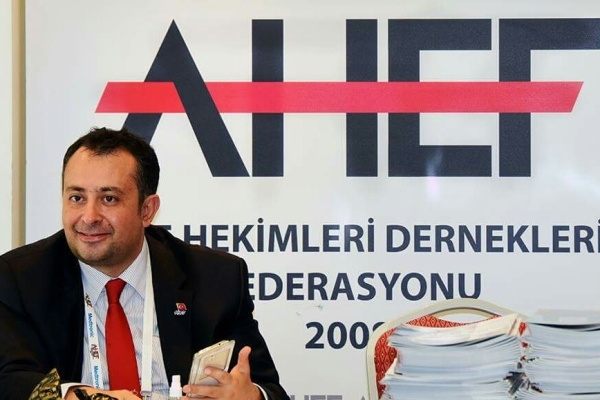 AİLE HEKİMLERİNDEN YENİ YÖNETMELİĞE TEPKİLER SÜRÜYOR