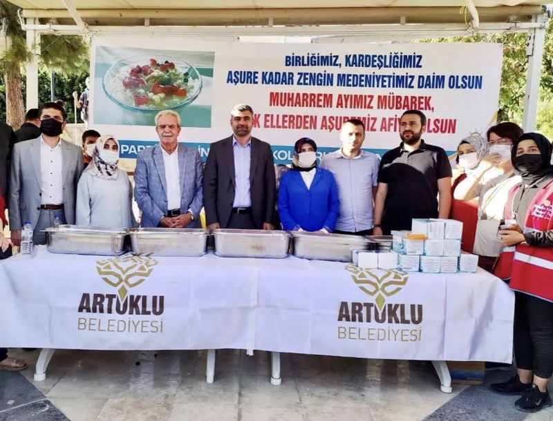 AK PARTİ MARDİN İL TEŞKİLATINDAN AŞURE ETKİNLİĞİ