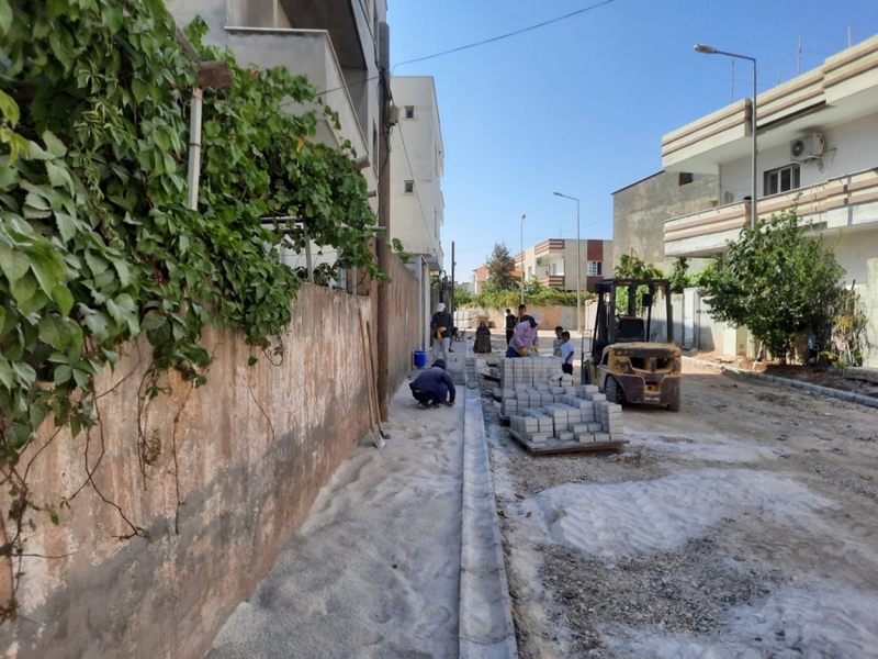 NUSAYBİN BELEDİYESİNİN  PARKE TAŞI ÇALIŞMALARI  TÜM HIZIYLA SÜRÜYOR.