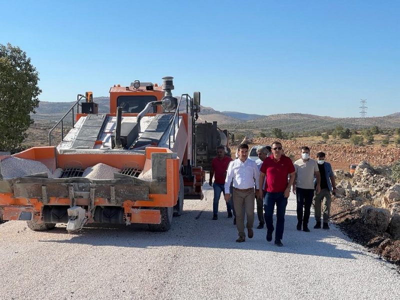 DARGEÇİT’İN KIRSAL MAHALLELERİ ASFALTLANIYOR