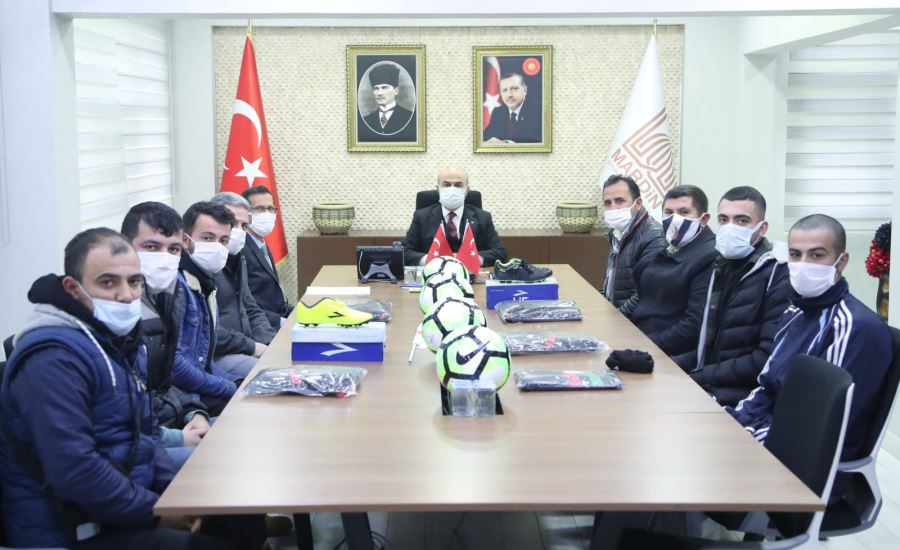 Mardin Valisi  Demirtaş, Şeyhanspor Yöneticileri ile Görüştü