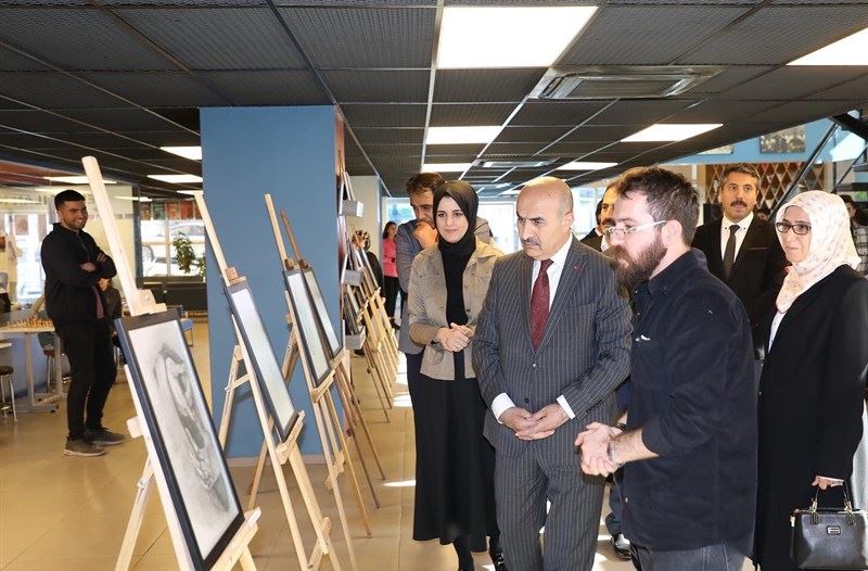 Mardin GençArt Resim Atölyesi Öğrencileri Yeteneklerini Sergiledi