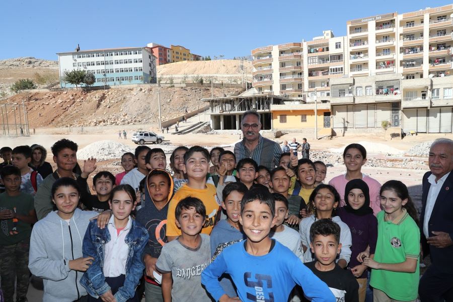 BAŞKAN KUŞ,OSMANLI VE YENİCE MAHALLELERİNE  DEĞER KATAN PARK YAPIMLARINA DEVAM EDİYOR