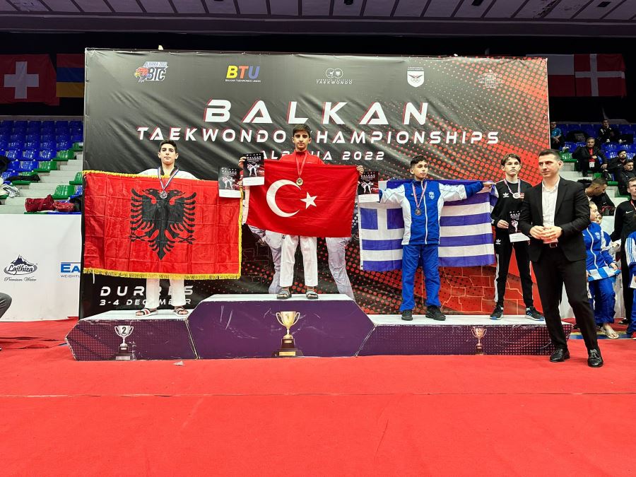 Eyyübiyeli Genç  Balkan Şampiyonu Oldu  