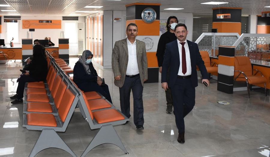 Nusaybin Kaymakamı Ercan Kayabaşı, İlçe Nüfus Müdürlüğünü Ziyaret etti.