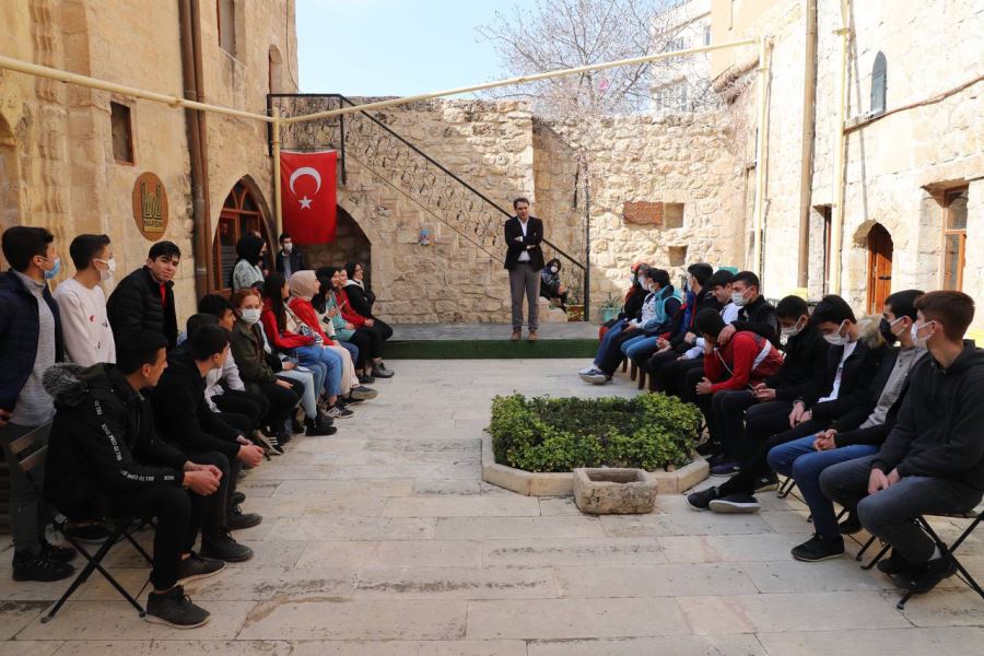 Midyatlı Öğrenciler, Mardin’i Gezerek Öğrendi