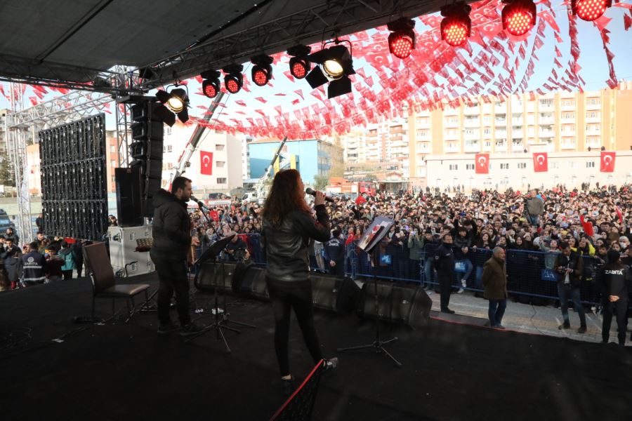 KIZILTEPELİLERDEN  GRUP İMERA KONSERİNE YOĞUN İLGİ