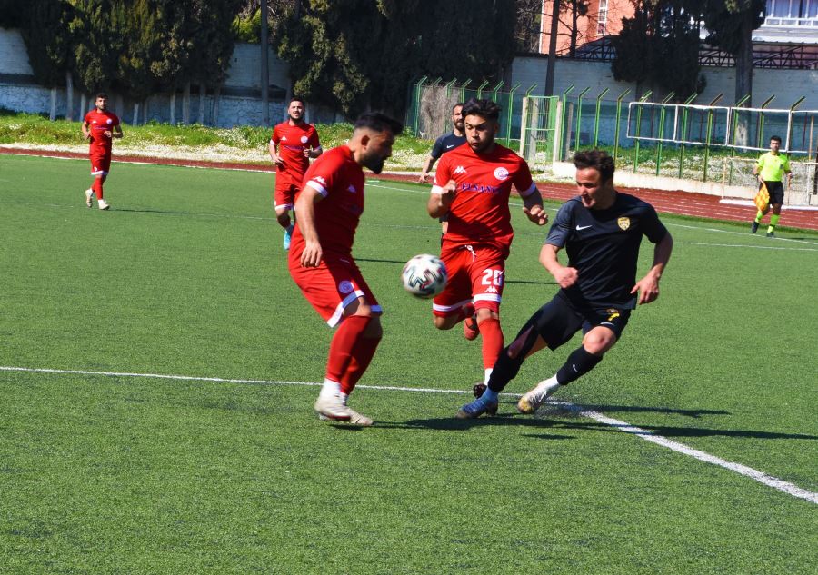 Aliağaspor FK Deplasmandan Galibiyetle Döndü