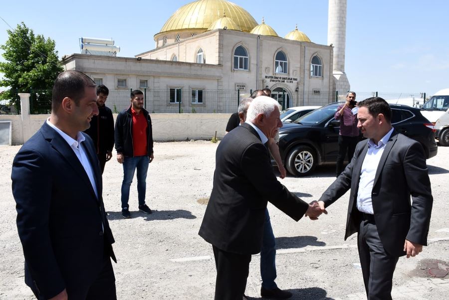  Nusaybin Kaymakamı Ercan Kayabaşı,Küçük Sanayi Sitesi Kooperatifini Ziyaret Etti.