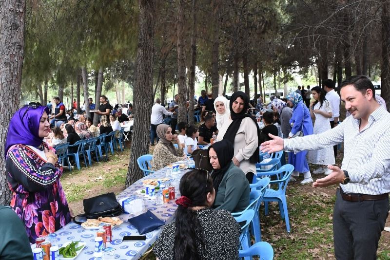 Nusaybin Kaymakamı Ercan Kayabaşı  Usta Öğreticilerle Bir Araya Geldi.