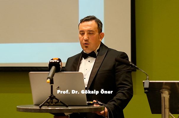 Türk profesör İngiltere’deki bilim insanlarını kendine hayran bıraktı 