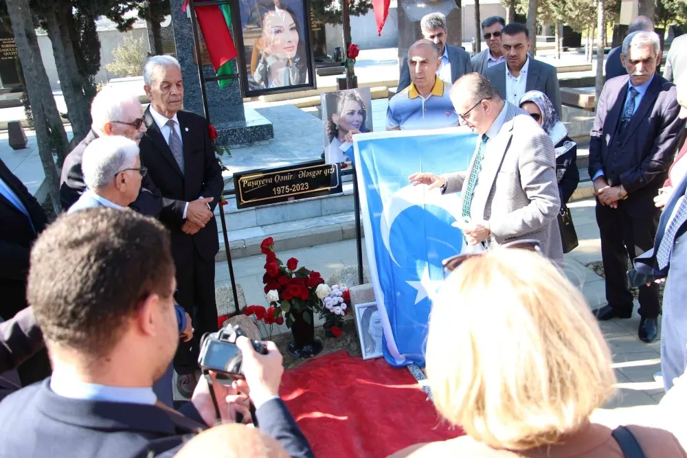 Irak Türkmenlerinden Ganire Paşayeva’ya vefa, mezarı başında anıldı G