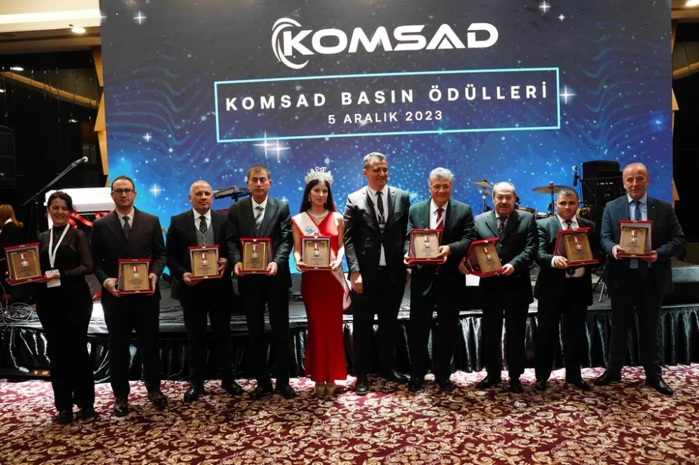 KOMSAD başarılı gazetecileri ödüllendirdi