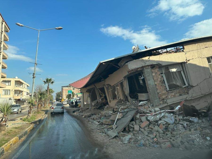 AŞIRI DEPREM KORKUSU HASTA EDİYOR