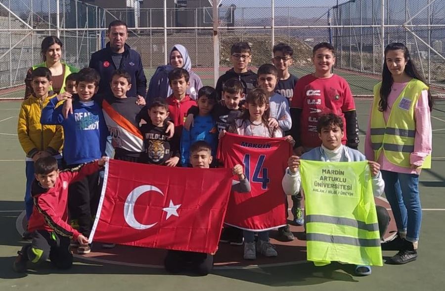 MARDİN ARTUKLU ÜNİVERSİTESİ DEPREM YARALARINI SARMAK İÇİN ÇALIŞMALARINI ARALIKSIZ SÜRDÜRÜYOR!