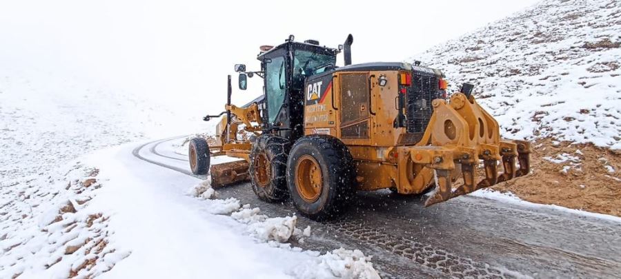 Kızıltepe Belediyesi Karla Mücadele Çalışmalarını Aralıksız Sürdürüyor