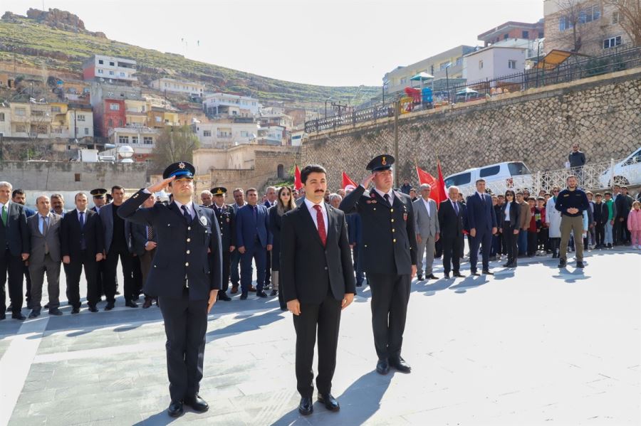 ÇANAKKALE ZAFERİNİN 108.YIL DÖNÜMÜ SAVUR İLÇESİNDE  TÖRENLE KUTLANDI