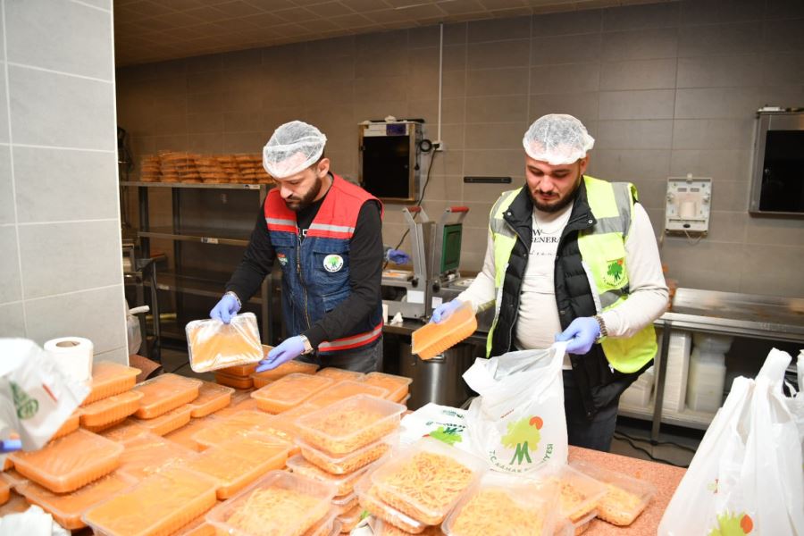 Ramazan’da İftarlıklar Mamak Belediyesi Aşevi’nden