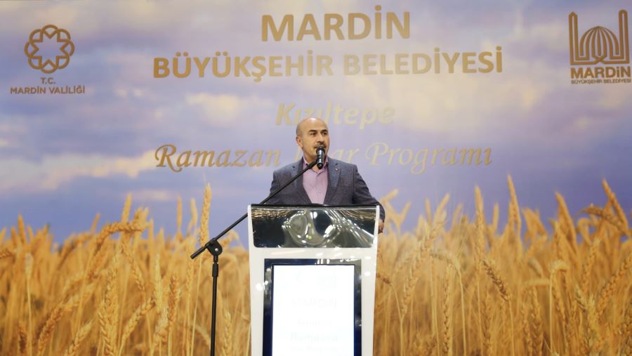 Mardin Valisi  Demirtaş Kızıltepe İçesinde İftarını Açtı
