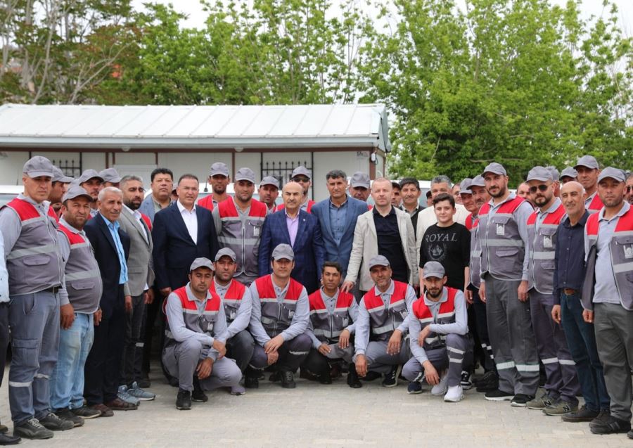 Mardin Büyükşehir Belediyesi sinek, sivrisinek ve haşerelere karşı ilaçlama çalışmalarını başlattı